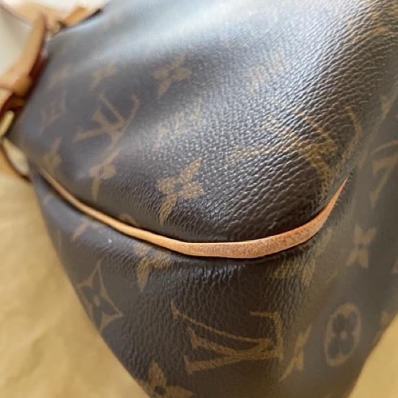 LOUIS VUITTON Batignolles Horizontal
Tote Bag - Picture 6 of 7